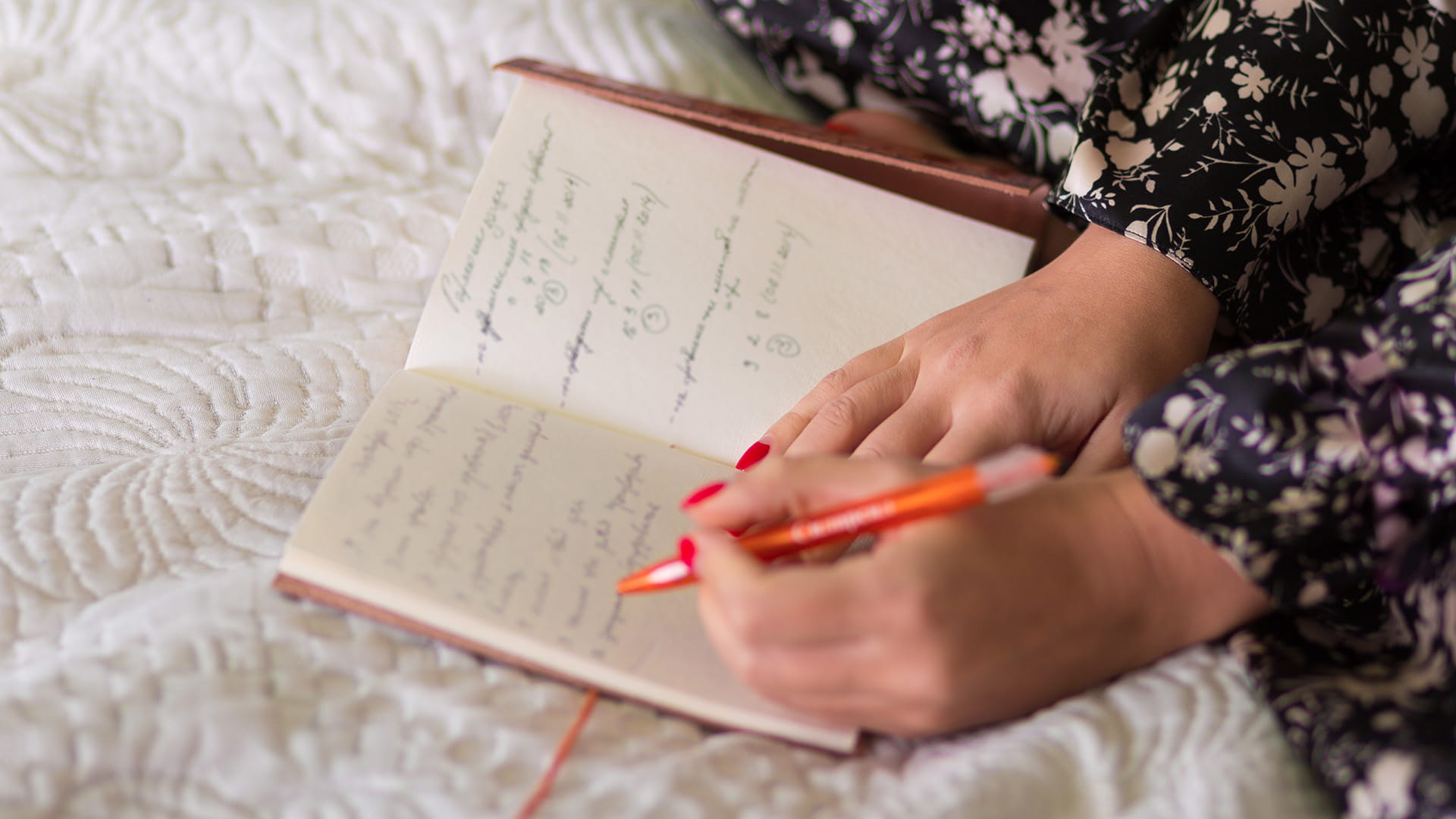 Article, A new way to say thanks: make a gratitude jar