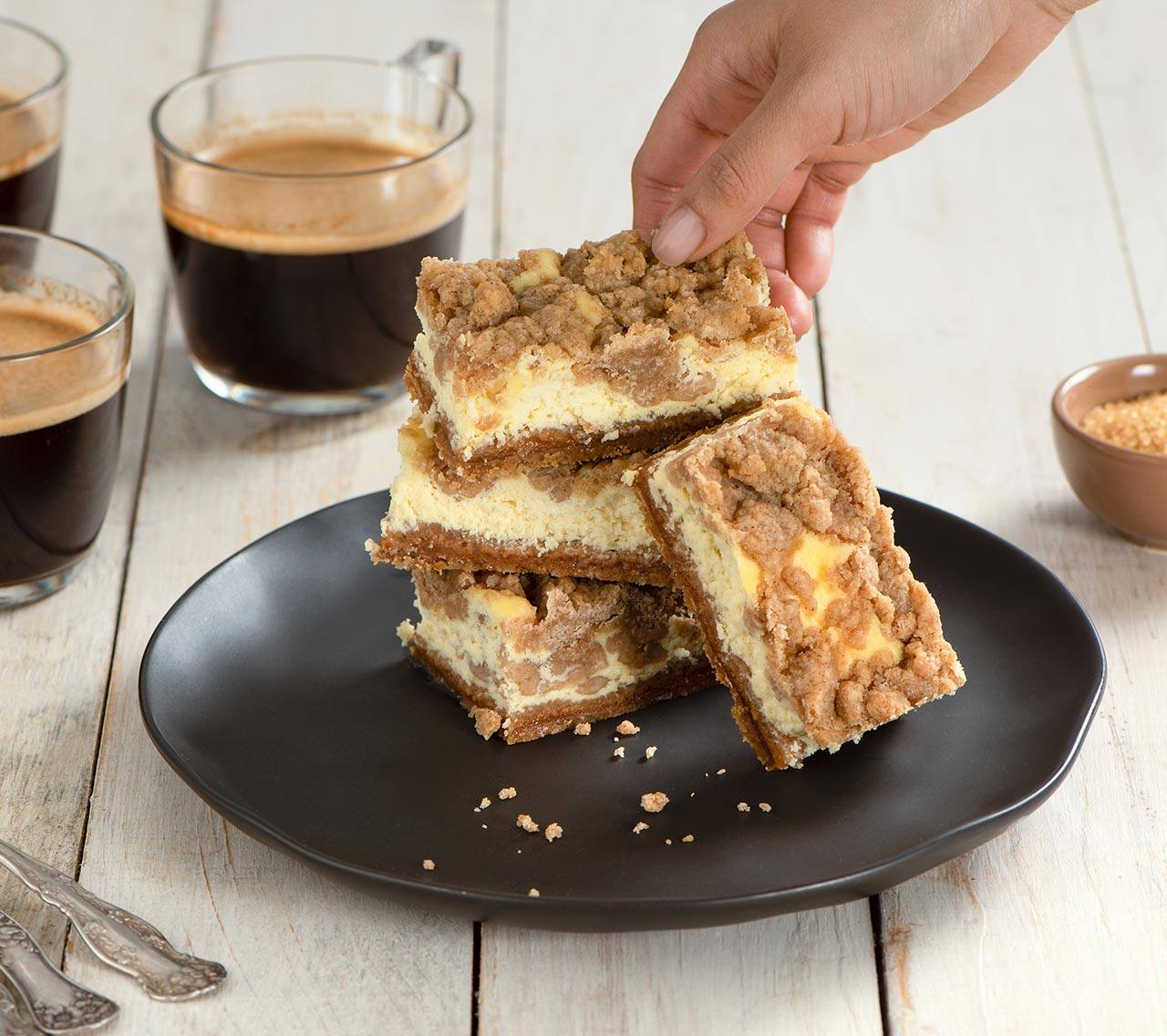recipe image Cinnamon Crumb Cheesecake Bars