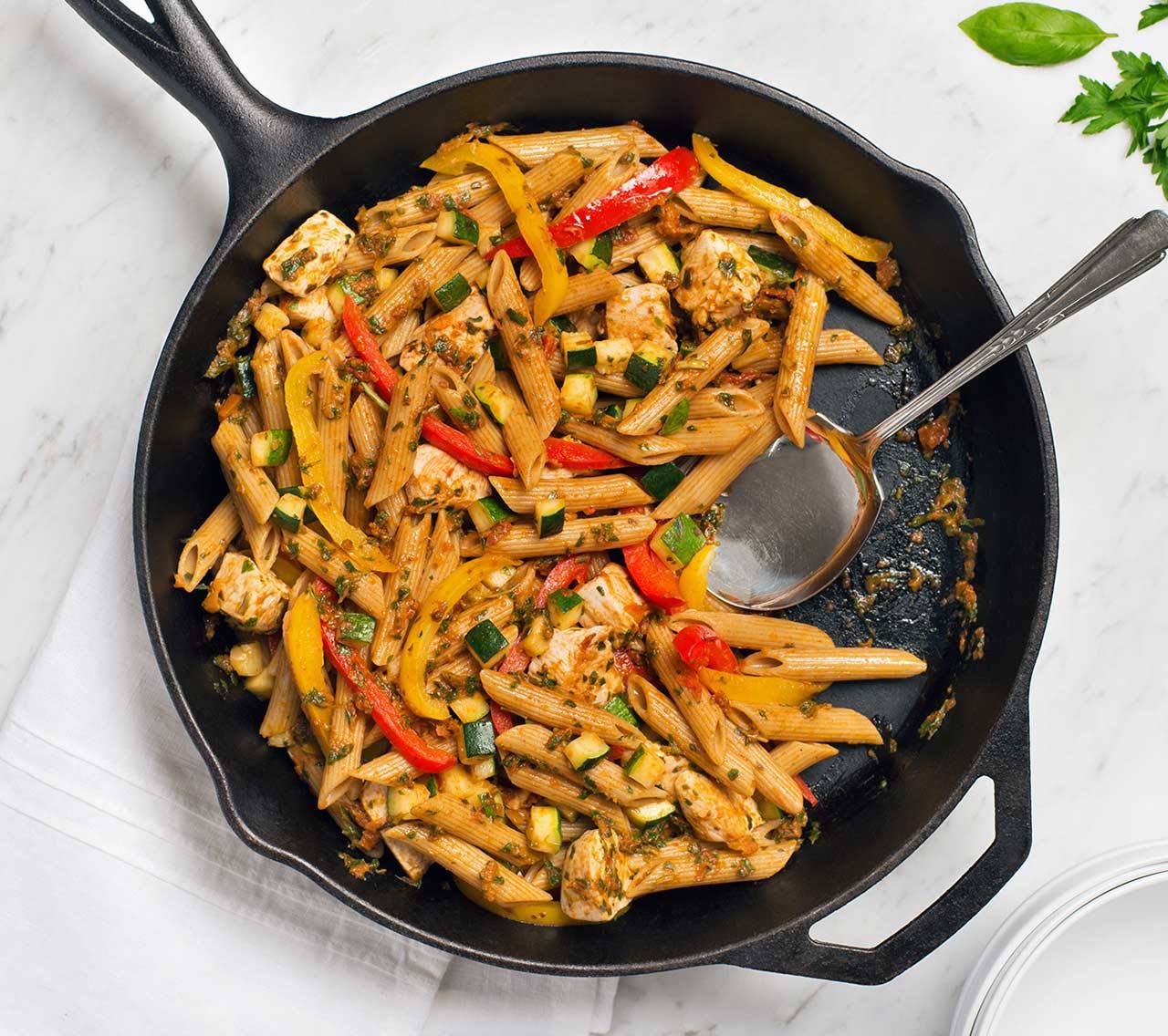 recipe image Pesto Pasta with Chicken, Zucchini & Peppers